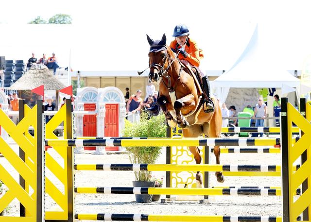 Nederland wordt in Veeningen na barrage derde in de Nations Cup voor ponyruiters