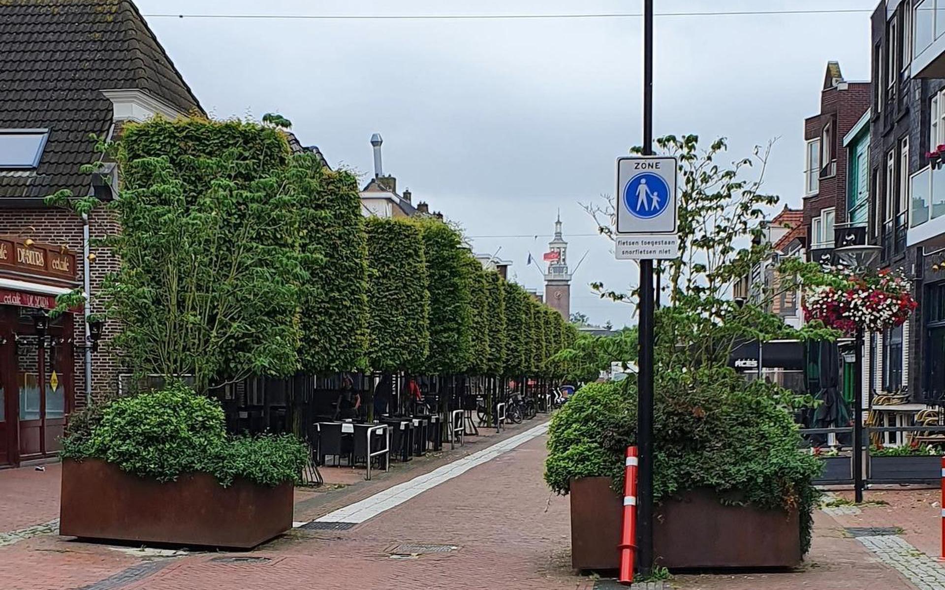 Fietsverbod opgeheven aan de Hoofdstraat, bij de Kerkstraat.