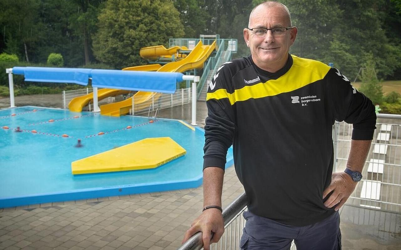 Henk Smit ,,Zorgen over opgelopen achterstanden'' Henk Smit ,,Zorgen over opgelopen achterstanden''