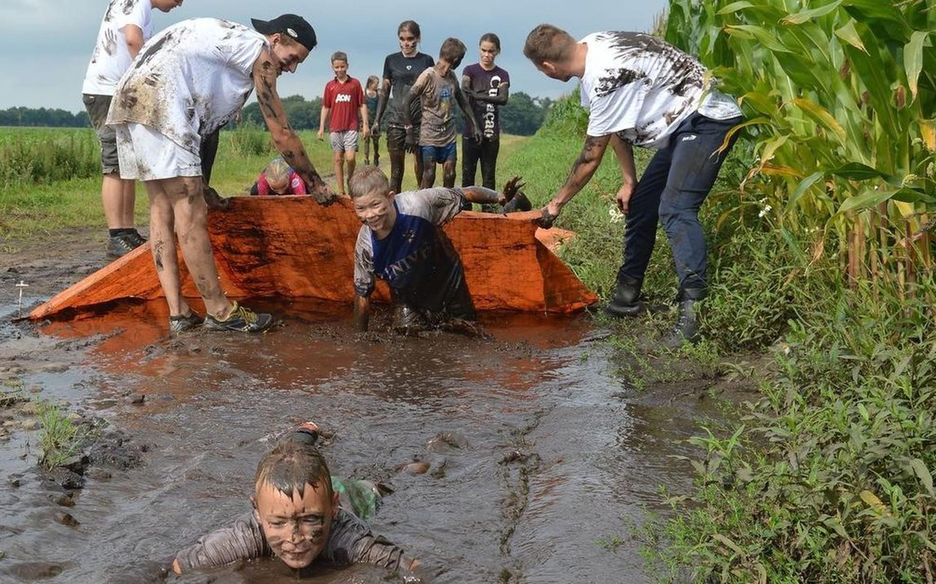 Bescheiden Pesserfeestje - hoogeveenschecourant.nl