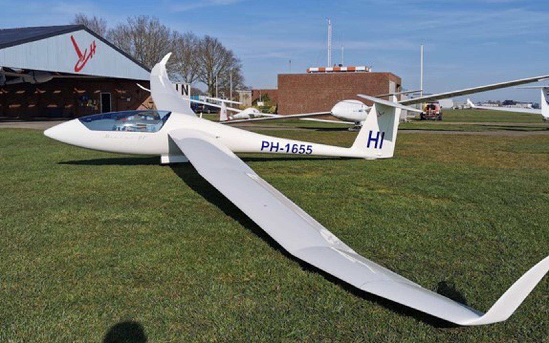 Een van de zweefvliegtuigen van de Hoogeveense vereniging.