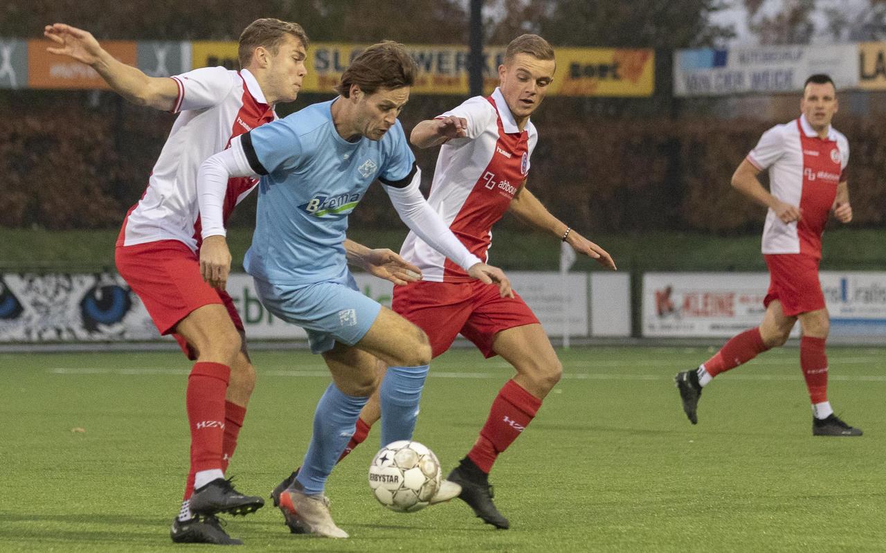 HZVV kan Genemuiden niet stoppen. HZVV kan Genemuiden niet stoppen.