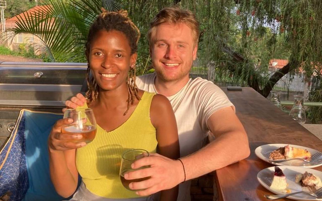 Sjoerd en Michelle tijdens hun vakantie in Nairobi.