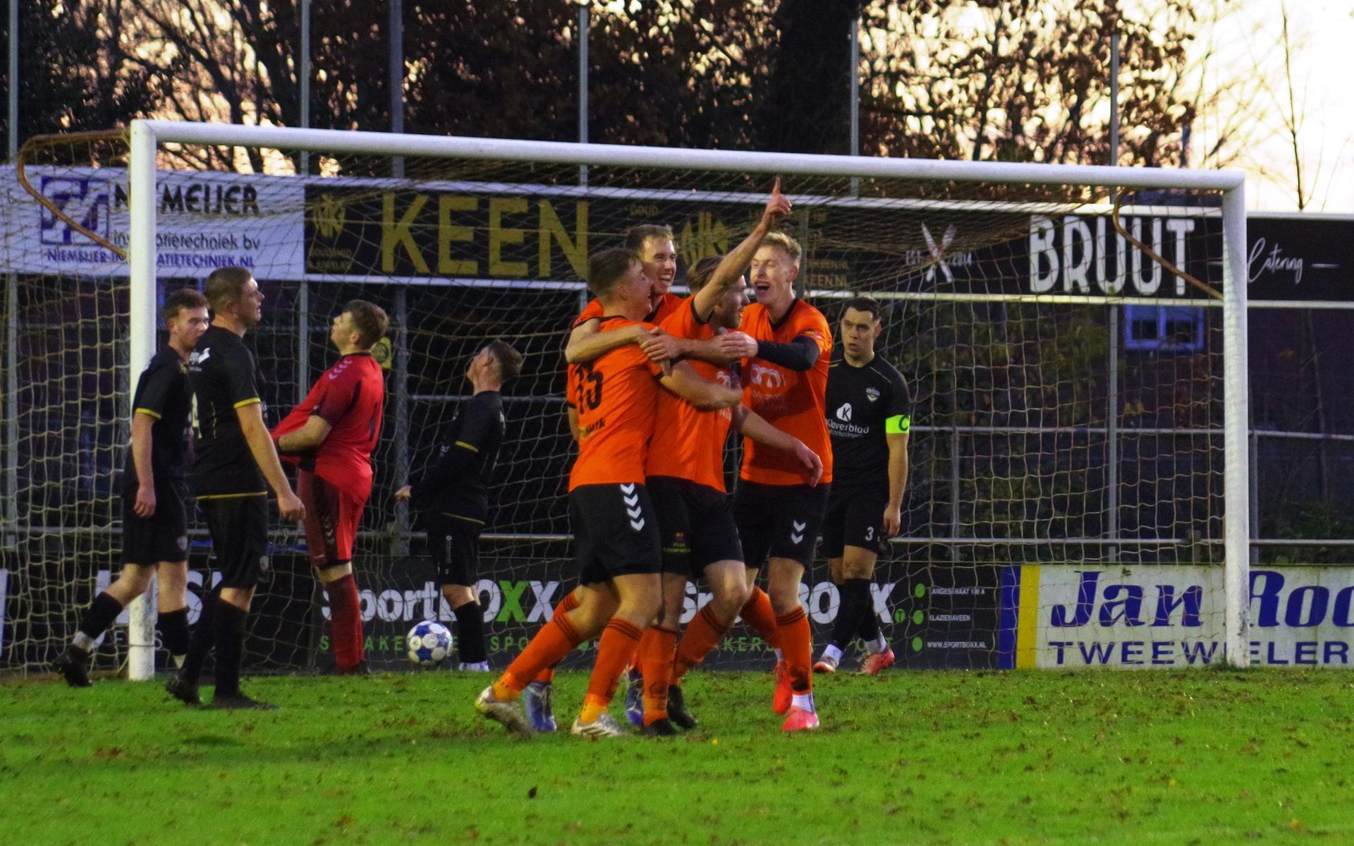 Remontada door Hollandscheveld in Klazienaveen, spanning in Drentse Zuid-Oost hoek