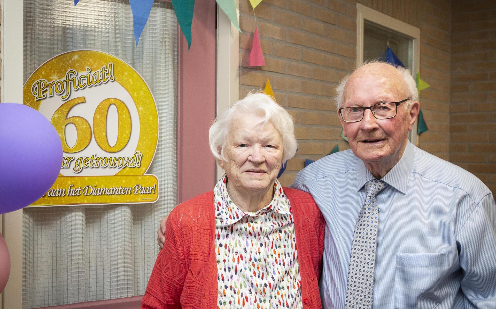 Echtpaar Mulder is 60 jaar getrouwd.