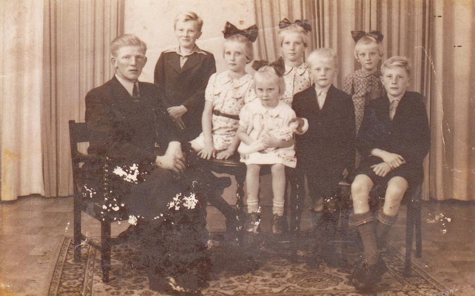 Familie Klaas Snippe met kinderen.