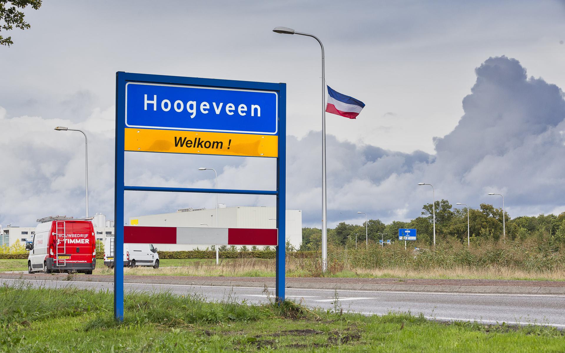 Gemeente Hoogeveen verwijdert omgekeerde vlaggen - Hoogeveensche Courant