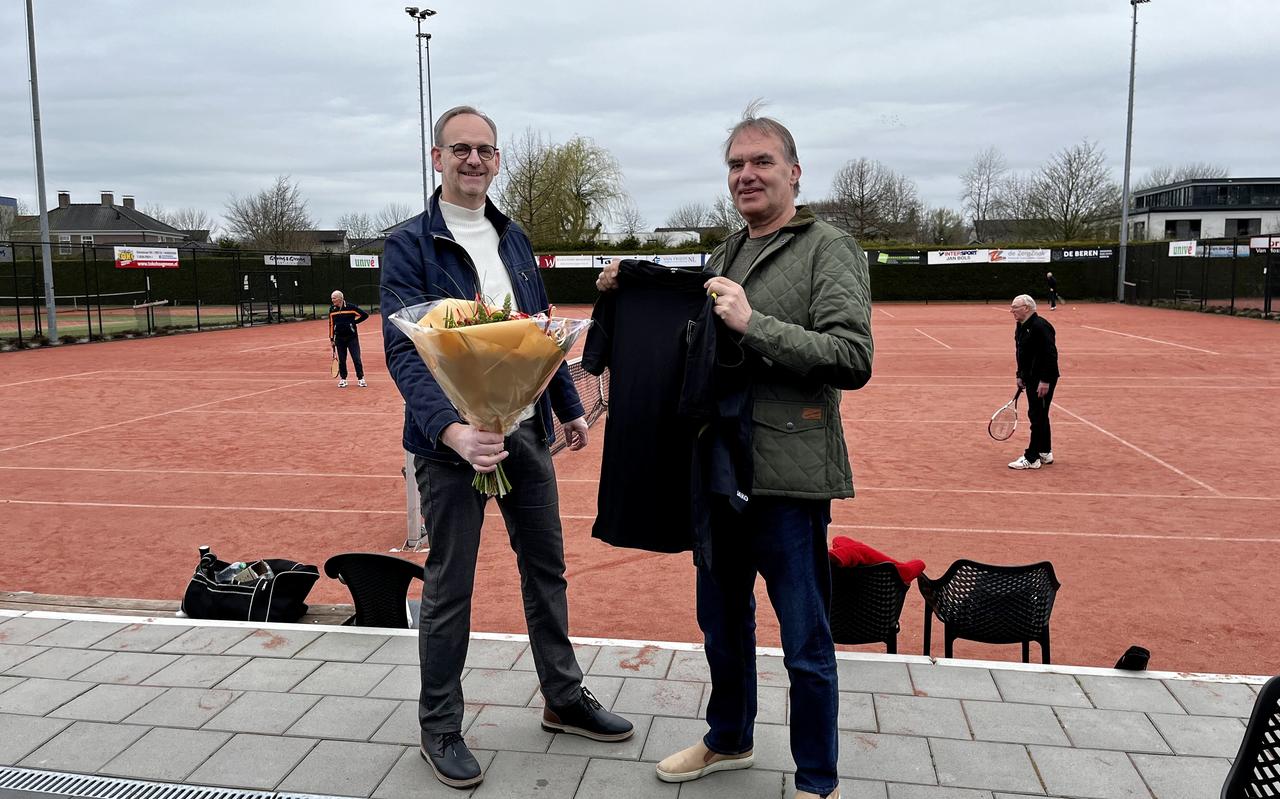 600ste lid van de racketclub: Frans Klink. 600ste lid van de racketclub: Frans Klink.