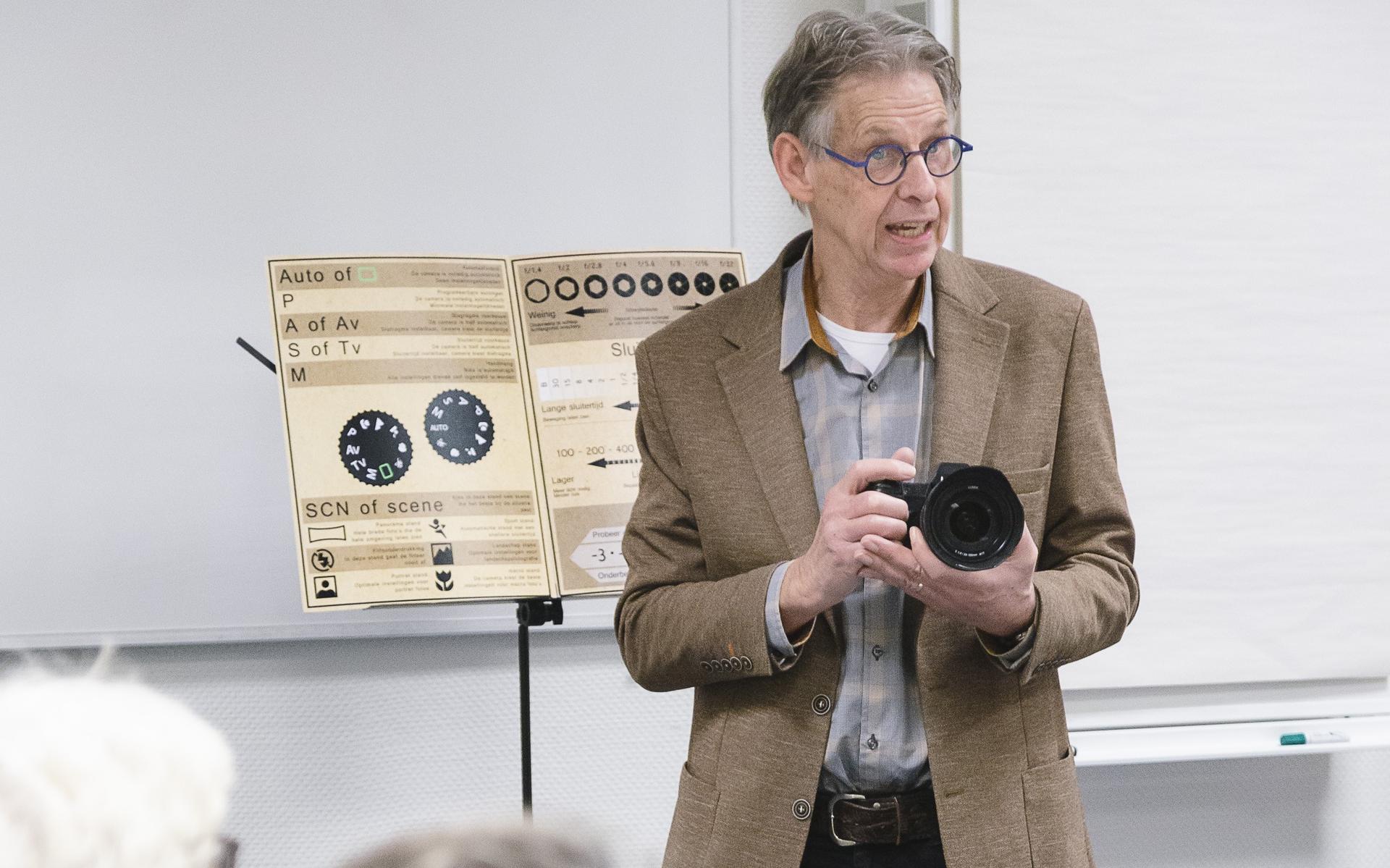 Freddie UiterwijkWinkel tijdens de fotocursus die hij geeft.