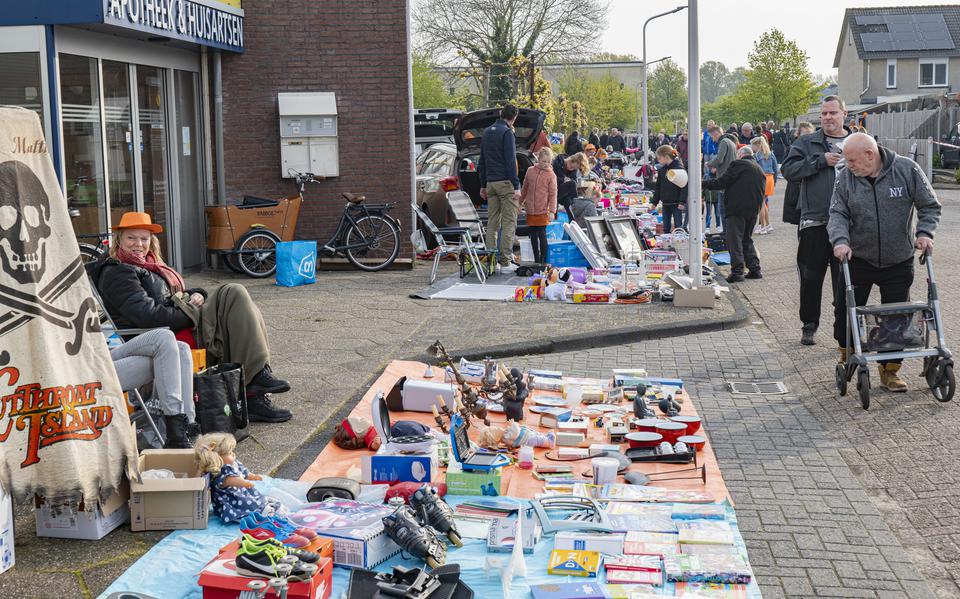 Rommelmarkt in de Wielewaal.