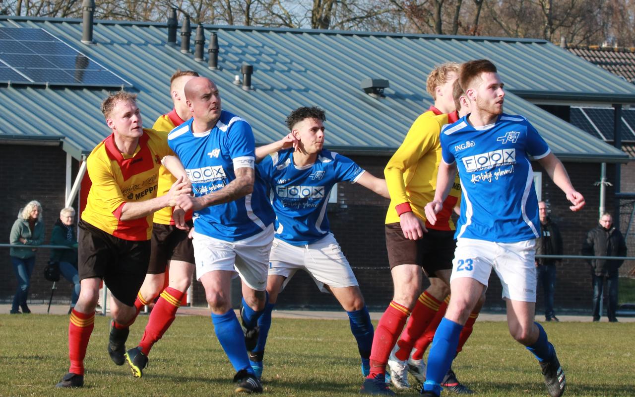 Hoogeveen wil revanche nemen. Hoogeveen wil revanche nemen.