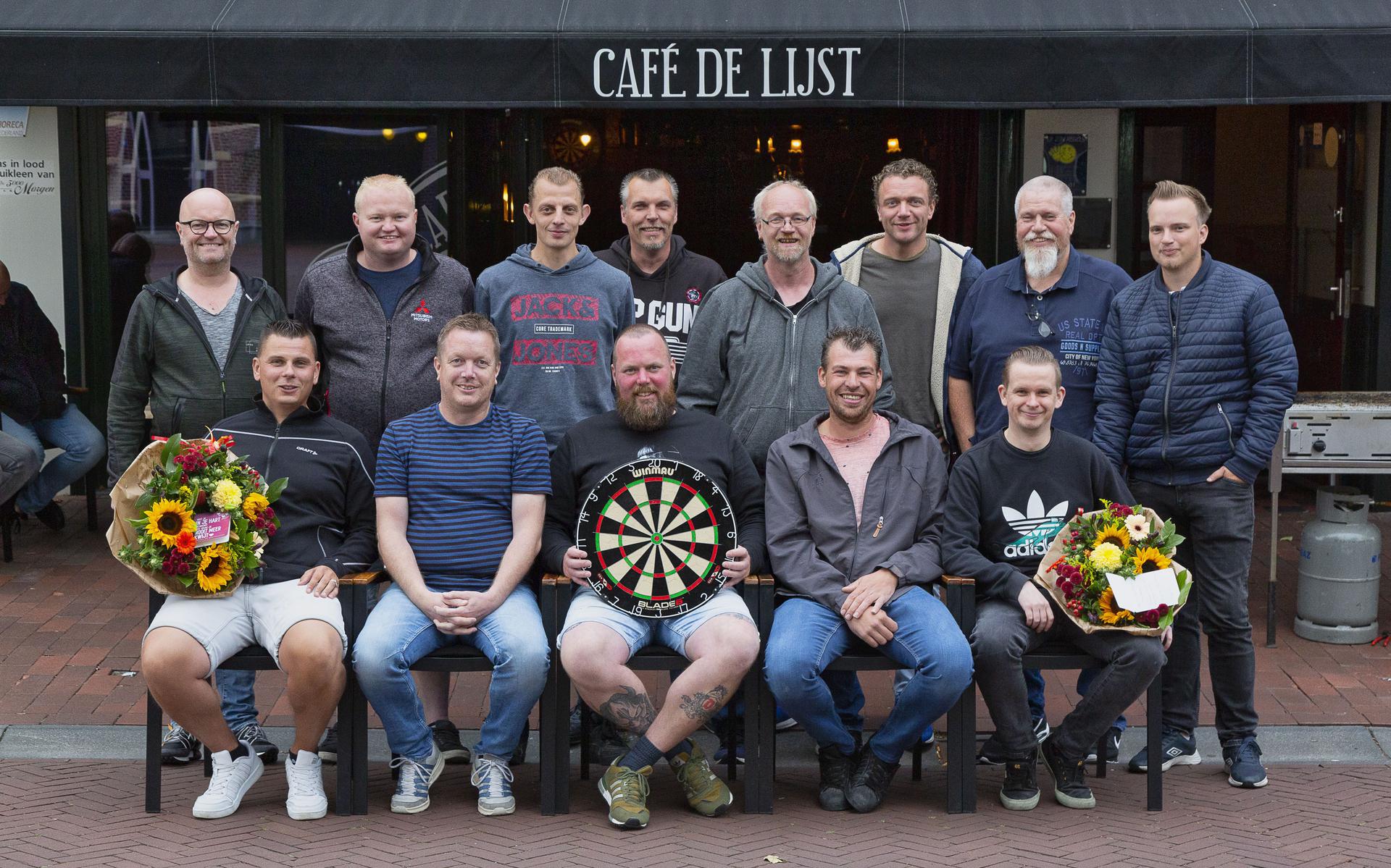 Dartkampioenen voor Café De Lijst.