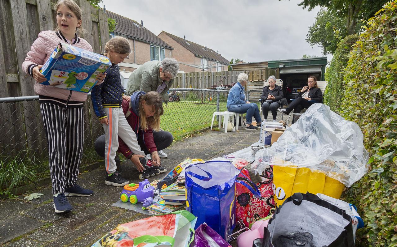Kroampies an huus tijdens de feestweek in Alteveer en Kerkenveld. Kroampies an huus tijdens de feestweek in Alteveer en Kerkenveld.