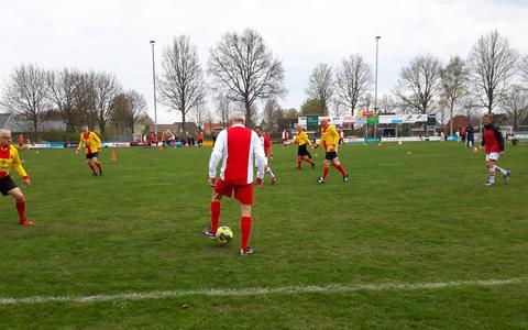 Op de velden van Vitesse'63 wordt komende vrijdag het 'Prewest Walking Football Toernooi' afgewerkt.
