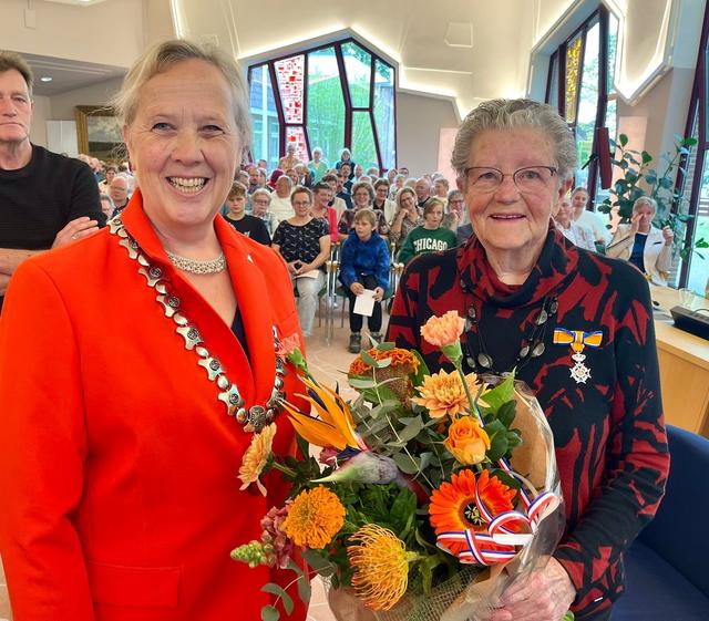 Lintjesregen in De Wolden blijkt een forse bui. Welke inwoners krijgen een Koninklijke Onderscheidin