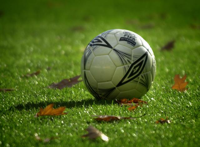 Voetbalclubs in Hollandscheveld willen fuseren en nieuw gezamenlijk complex. ‘Voor voortbestaan van 