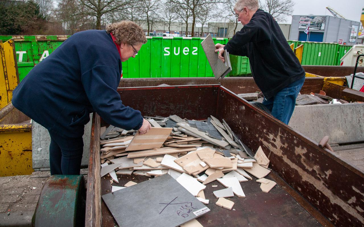 Vanaf volgende maand wordt het aantal kilo's gratis in te leveren afval op de Milieustraat in Hoogeveen flink ingedamd