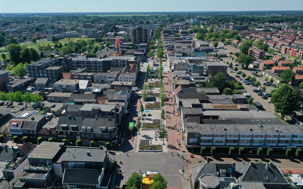 Luchtfoto van de Hoofdstraat in Hoogeveen