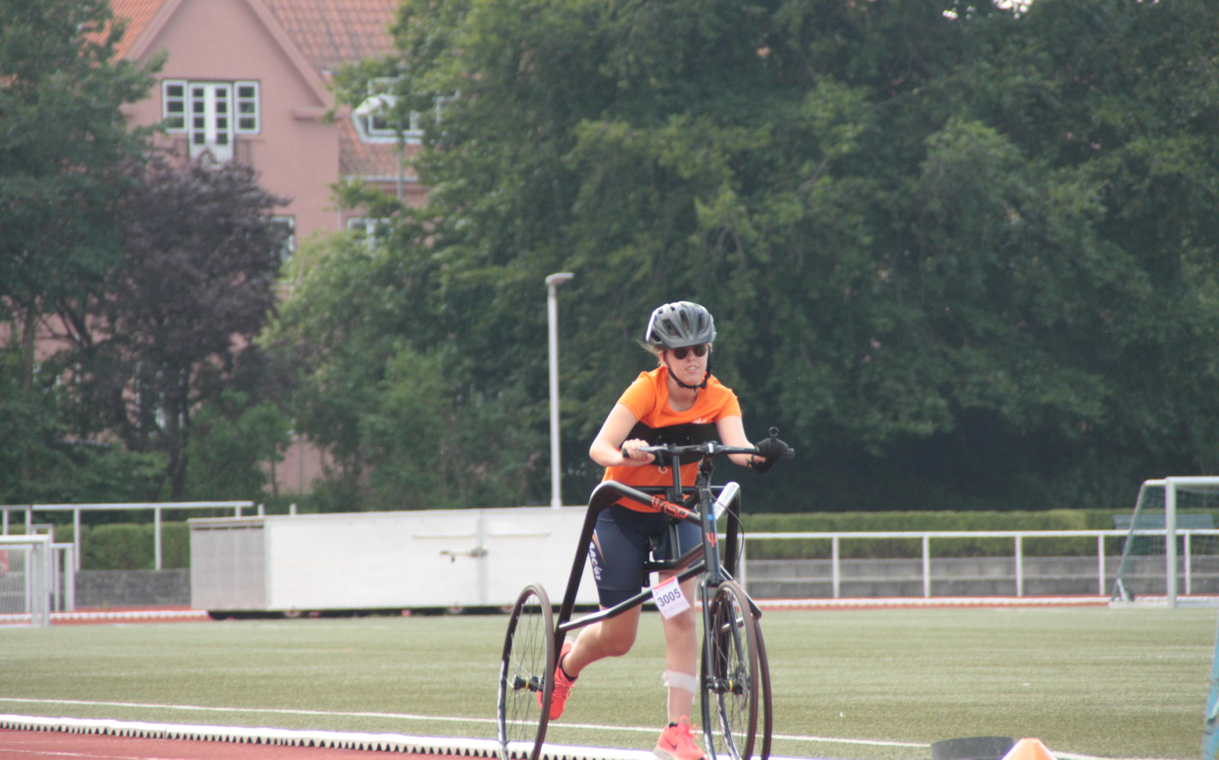 Medailles voor Juliëtte van Brouwershaven uit Hoogeveen tijdens wedstrijd Frame Running in Denemarke